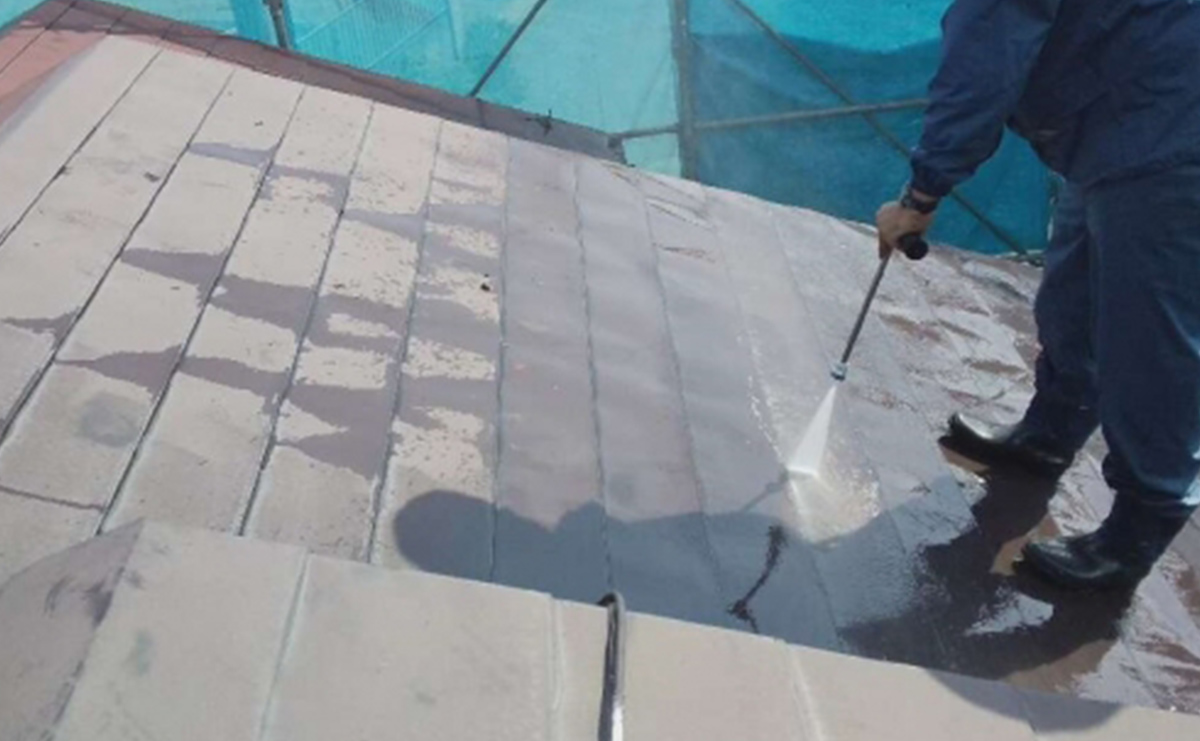 屋根の寿命を延ばす!屋根塗装・屋根工事の必要性